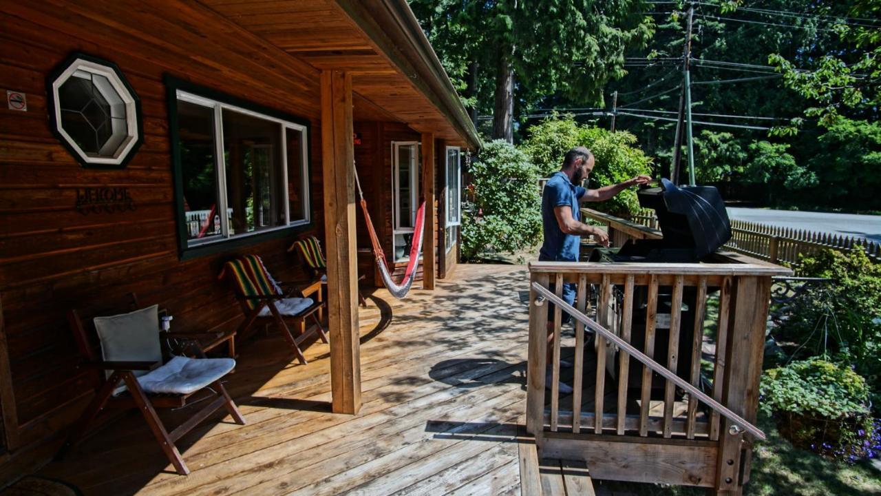 Up The Creek Backpacker'S Lodge Roberts Creek Esterno foto